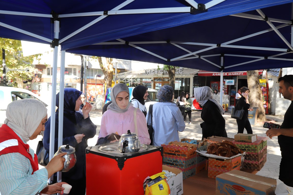 ÖĞRENCİ DOSTU HENDEK GELENEĞİ DEVAM EDİYOR