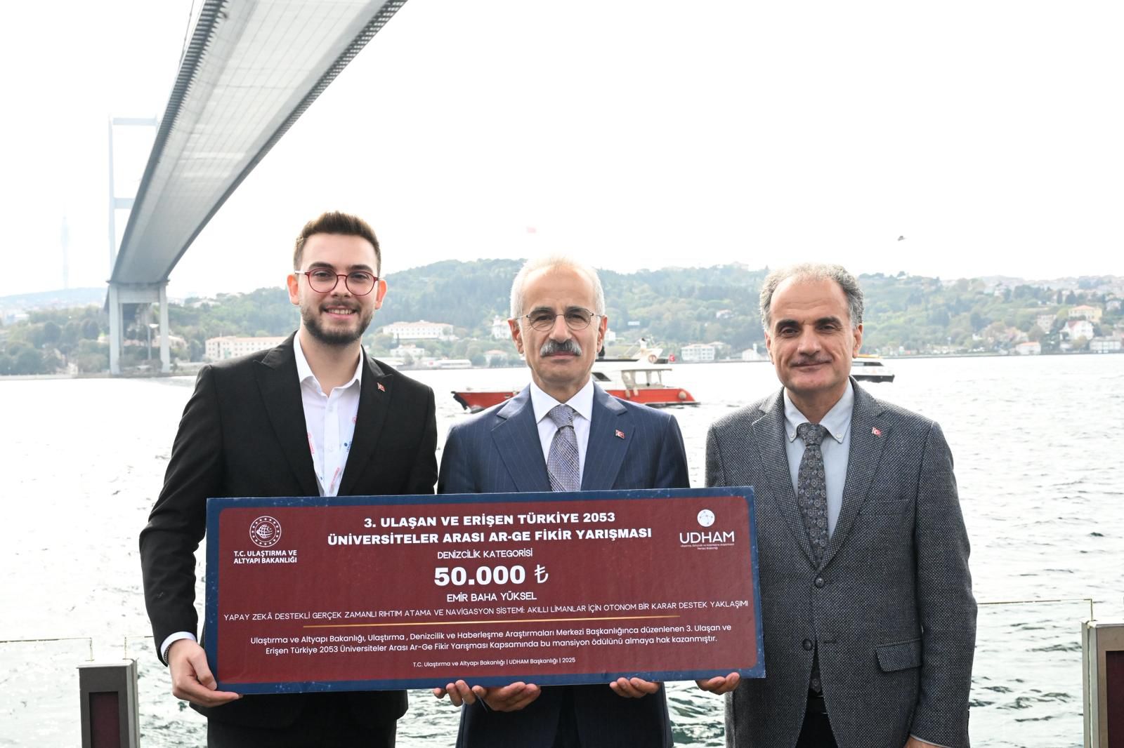 SAU Öğrencisine Özel Ödül