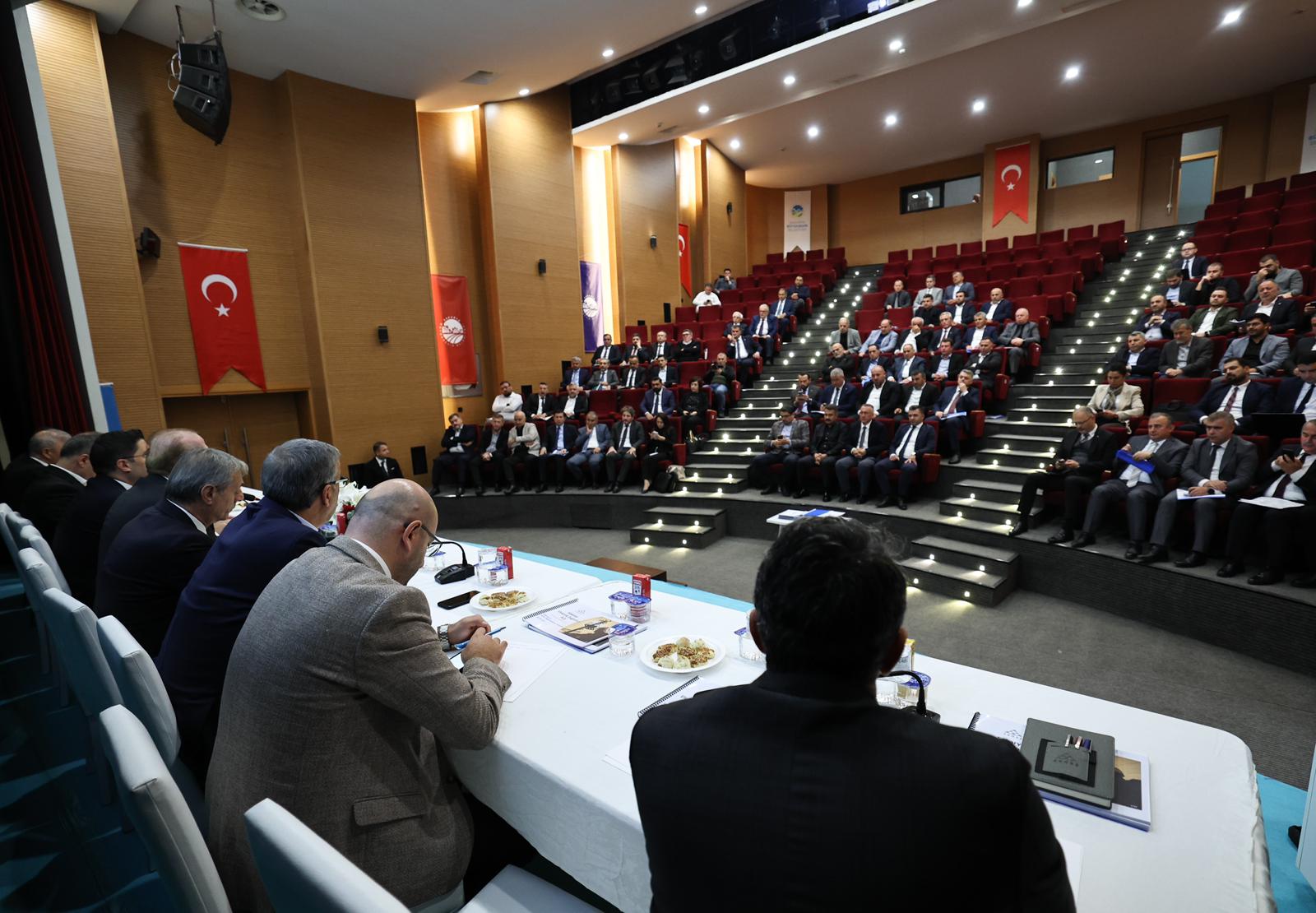 Şehir için 2 önemli yatırım görüşüldü