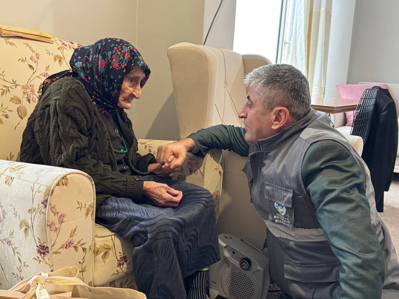 Şehrin dört bir yanında yürekler ısınıyor