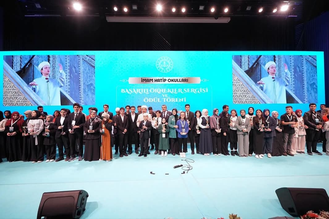 İmam Hatiplilerin gurur günü