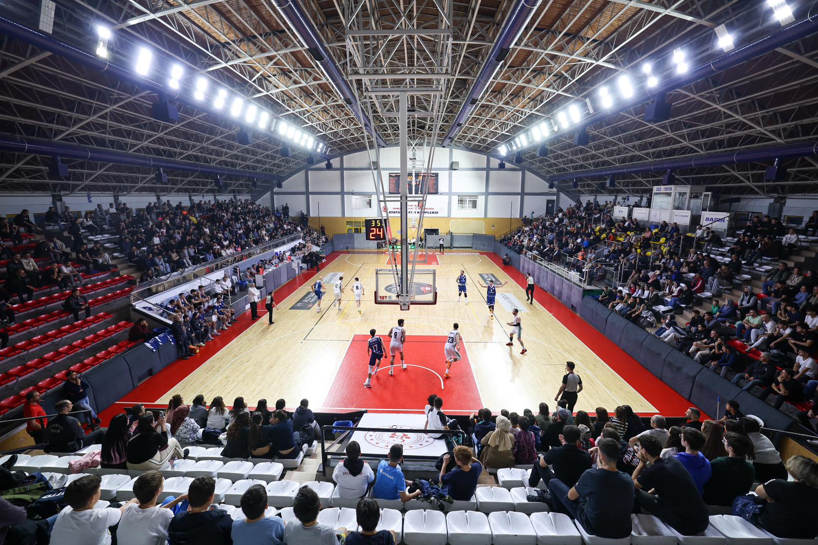 Sezona güçlü başlangıç