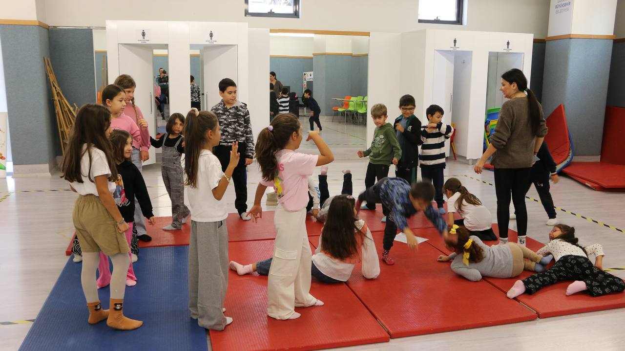 İlk haftadan renkli görüntüler