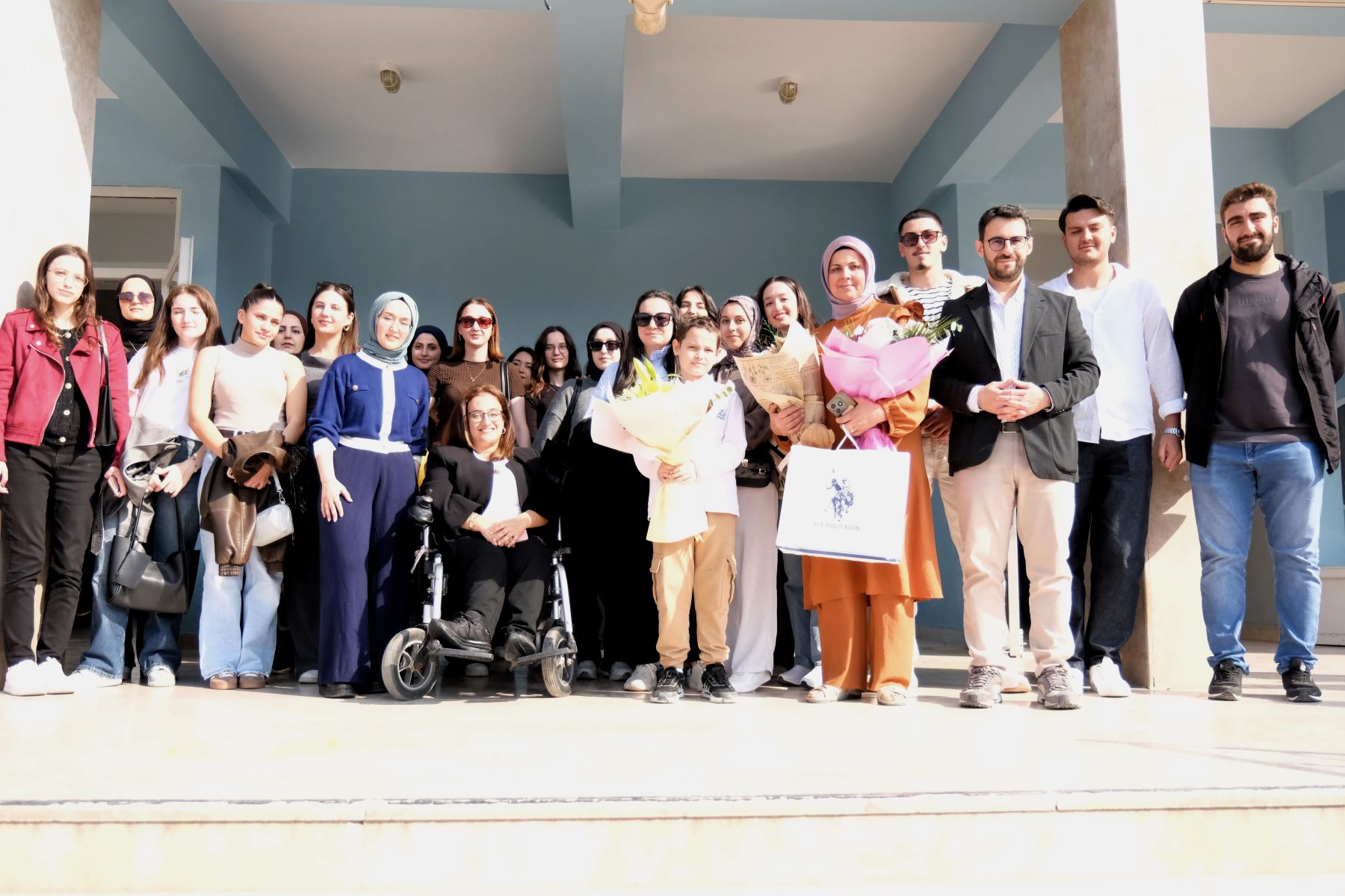 Kanseri yenen Melike’ye destek