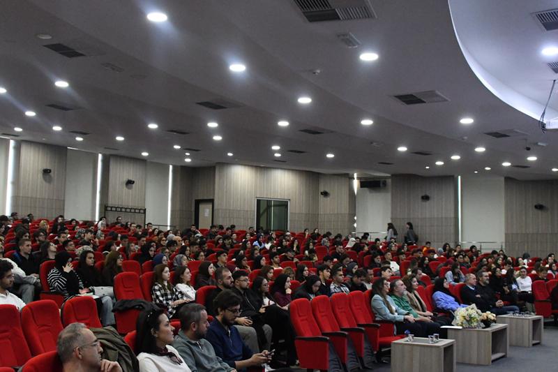 SAÜ'de  Business Talk etkinliği