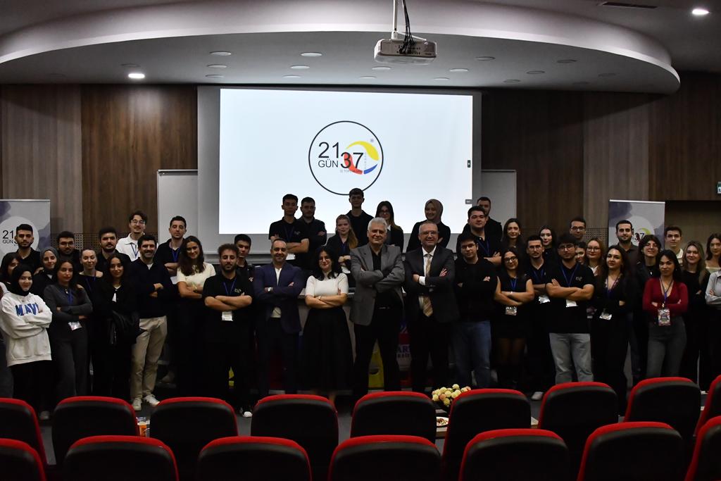 Küresel Ticaretin Yeni Dinamikleri SAU’de Tartışıldı