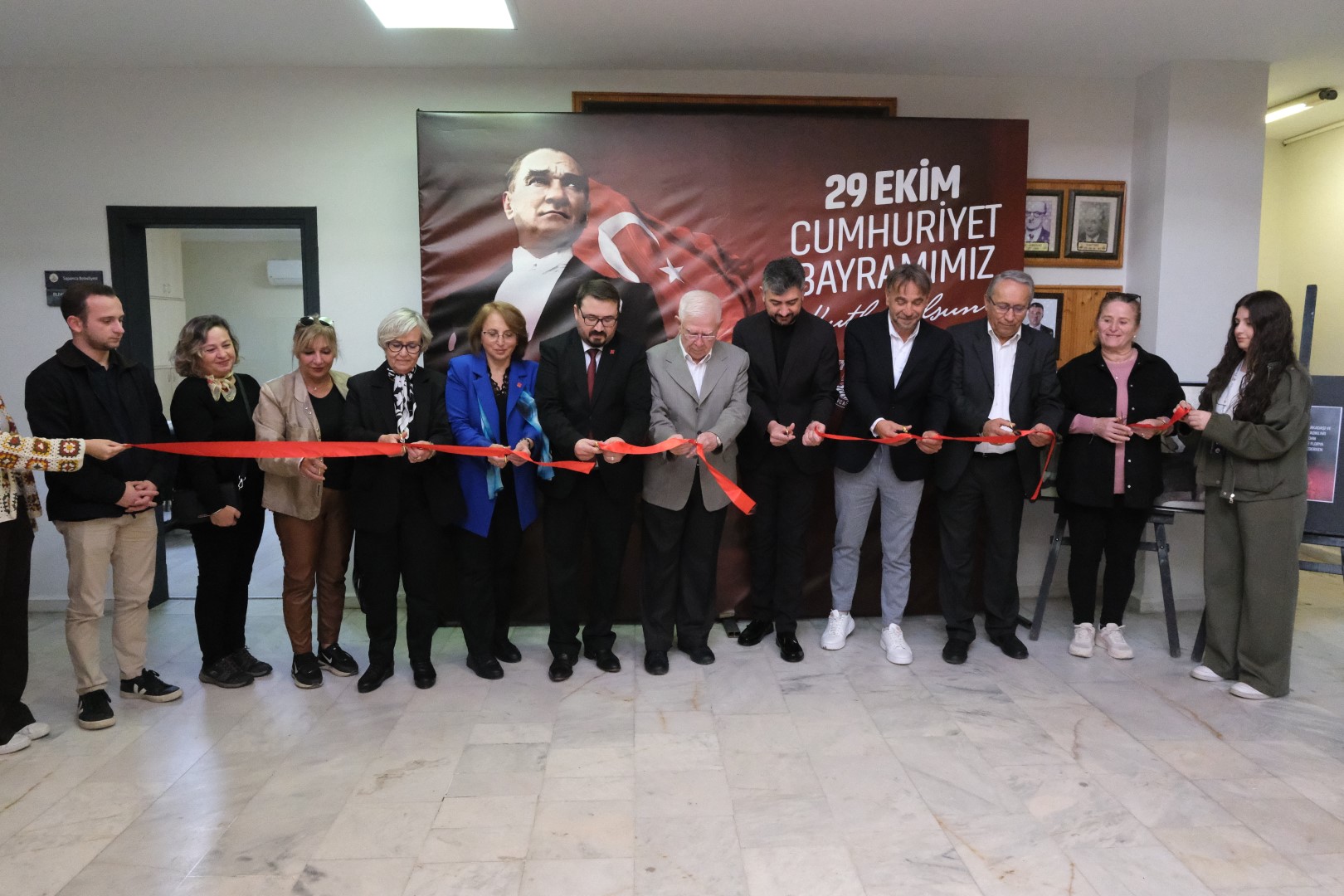 Sapanca’da “Atatürk ve Cumhuriyet” Sergisi