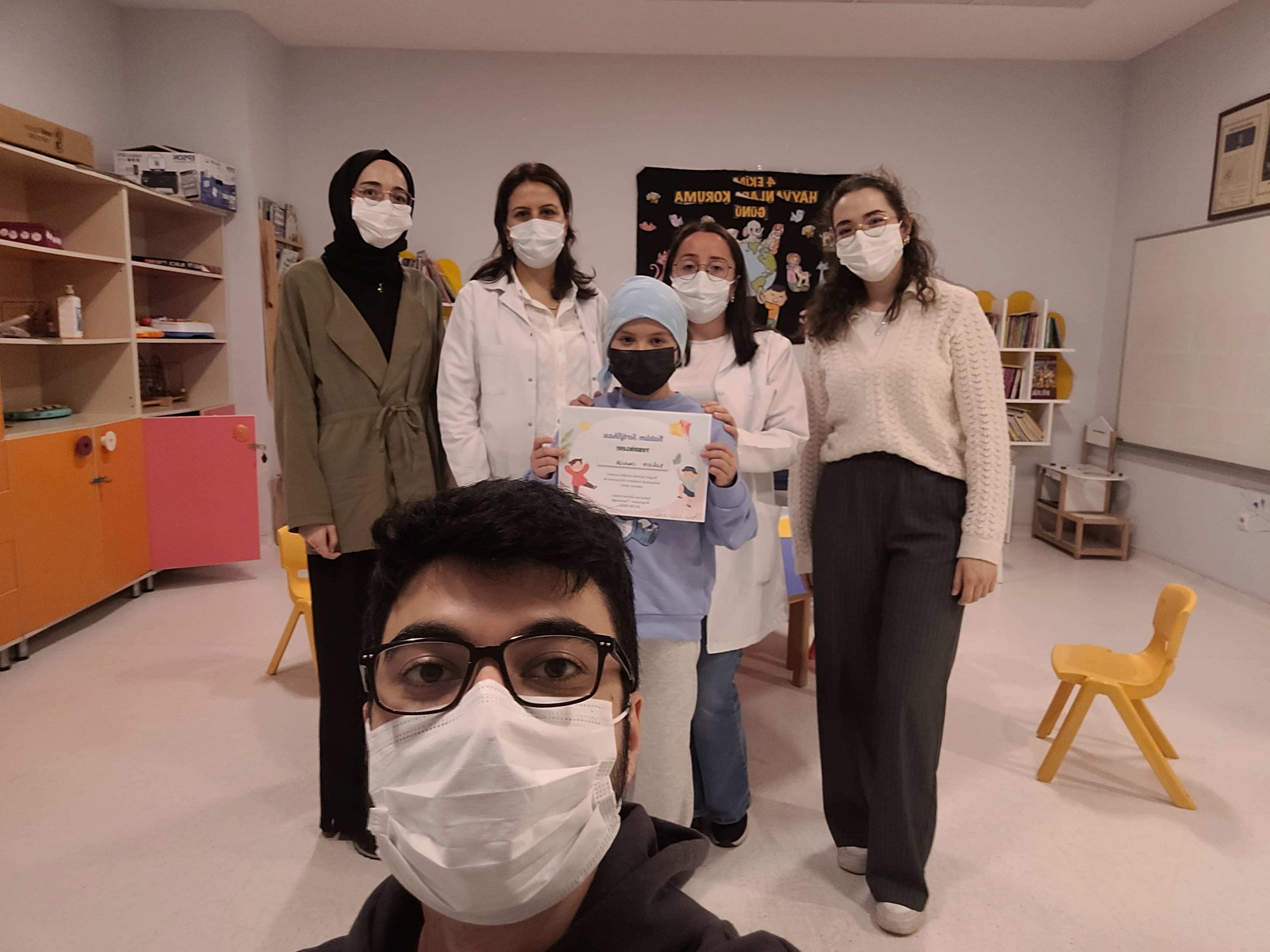 Servisinde Çocuklara Umut Oluyorlar