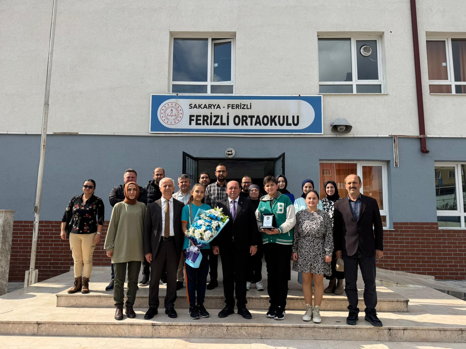 Ferizlili öğrenciler gururlandırdı