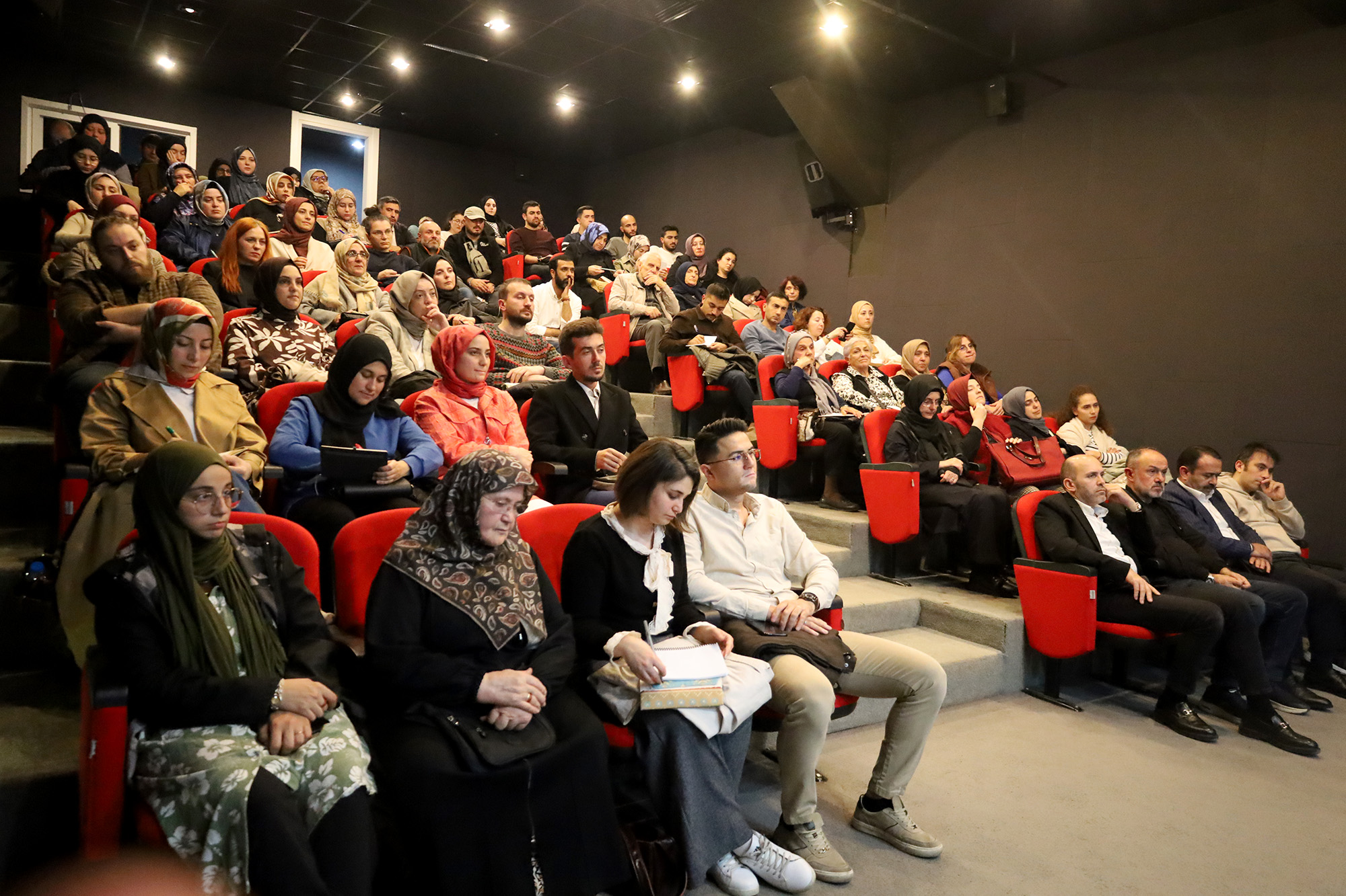 İlk ders Mesnevi oldu