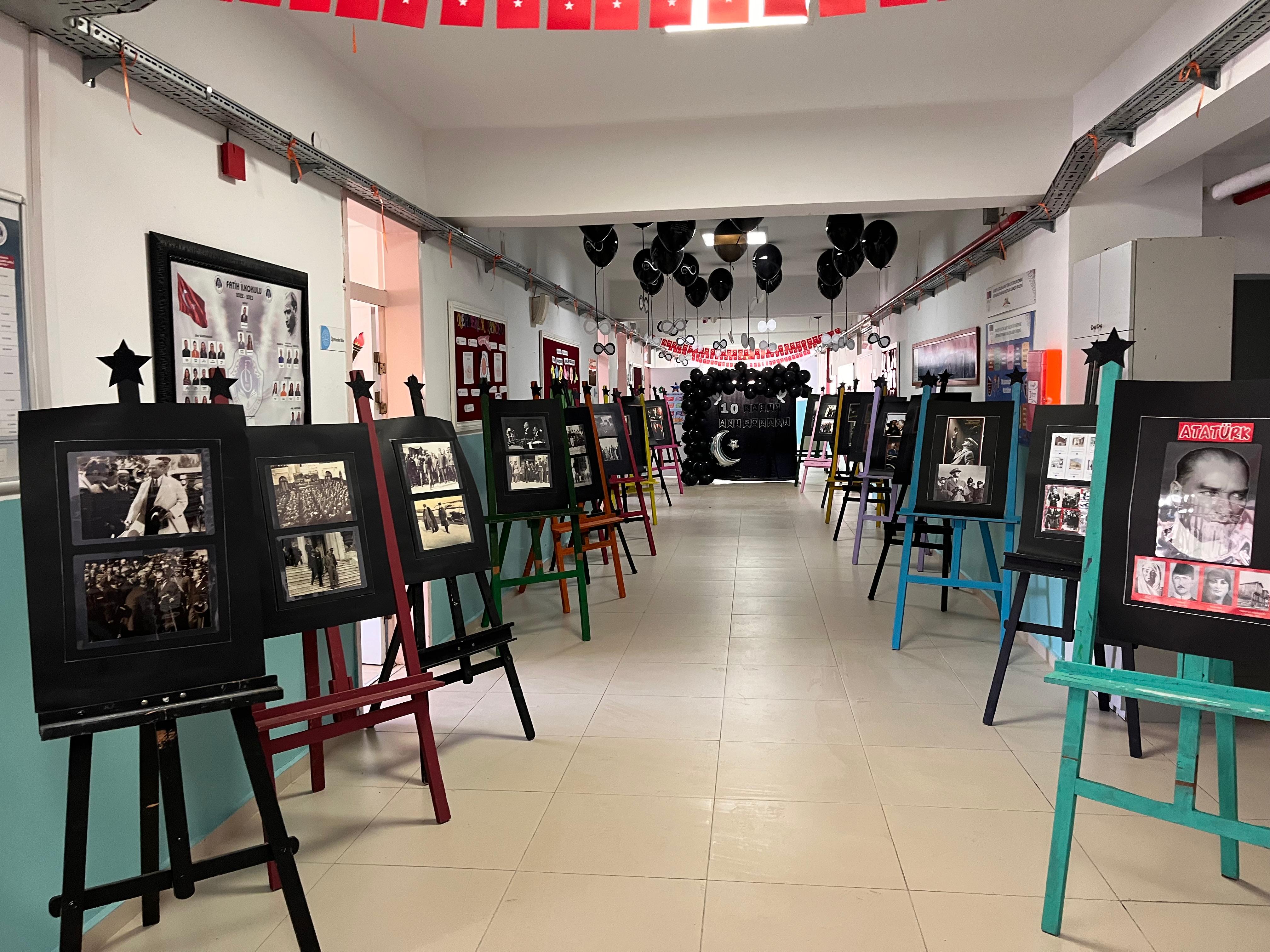 Fatih İlkokulunda ‘Atatürk’ Temalı Resim Sergisi