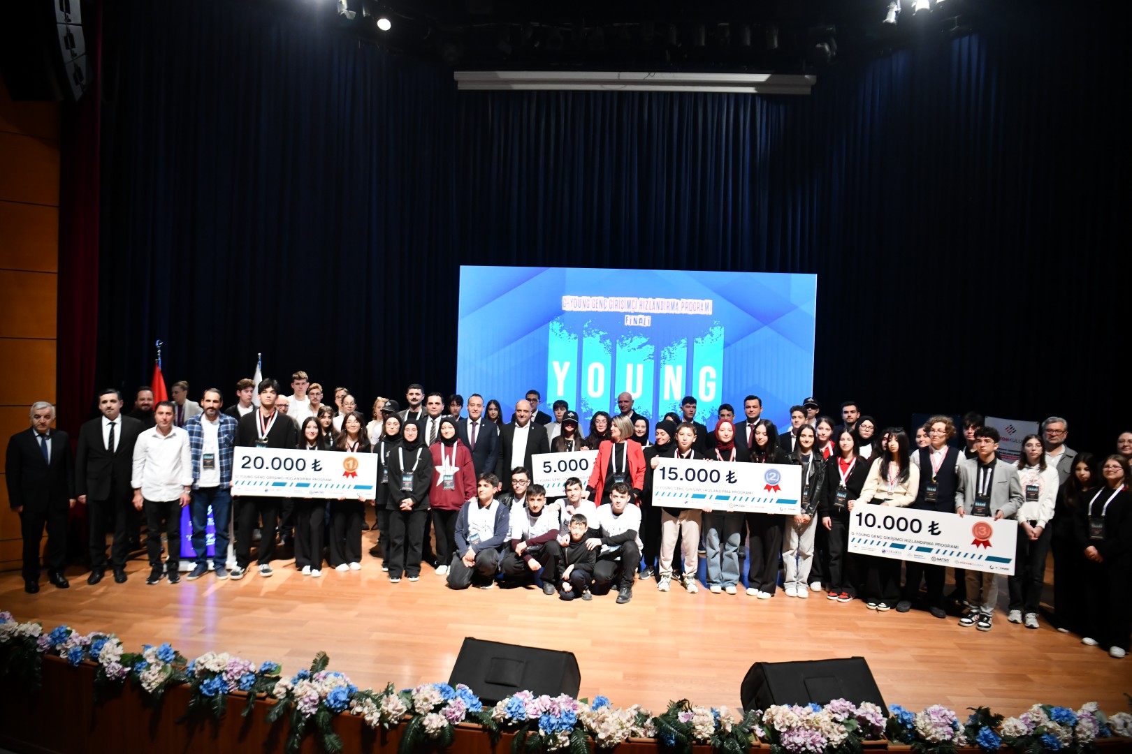 Fikirler Yarıştı Gençler Üretti