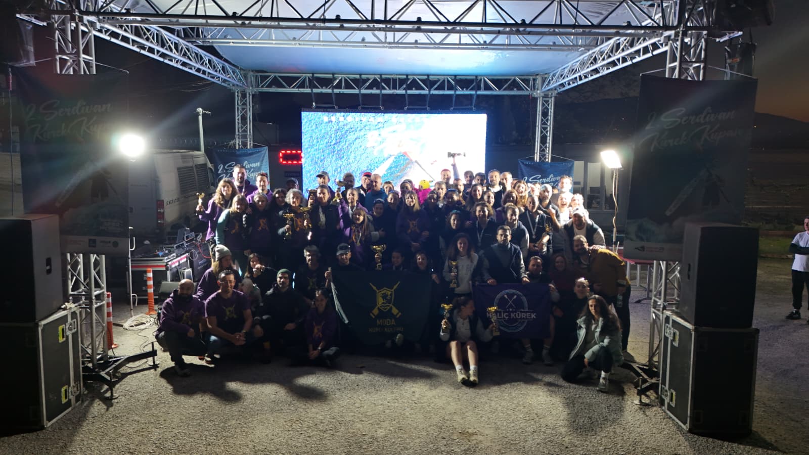 Kürekçiler Destan Yazdı