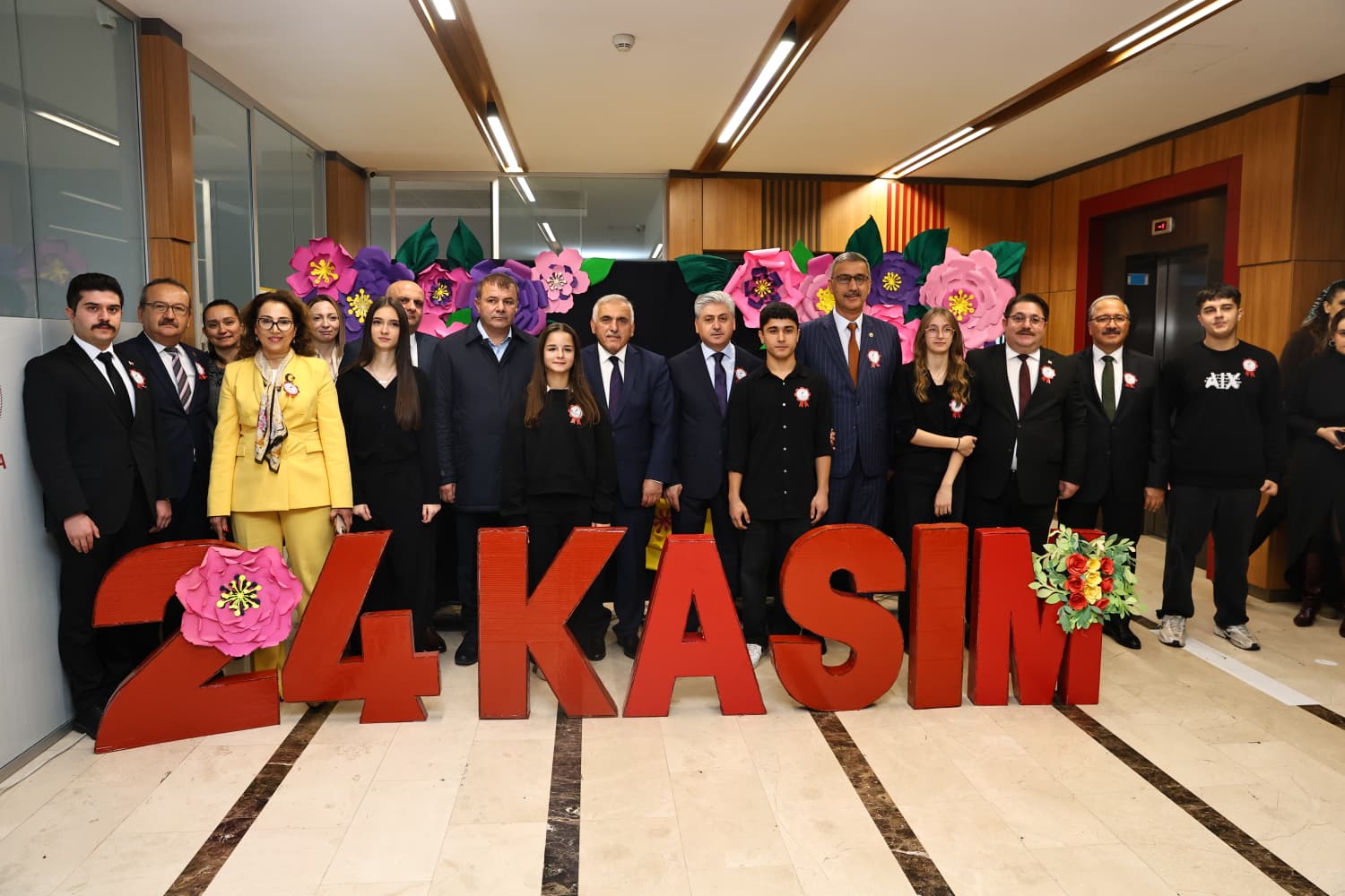 Öğretmenler Günü Coşkuyla Kutlandı