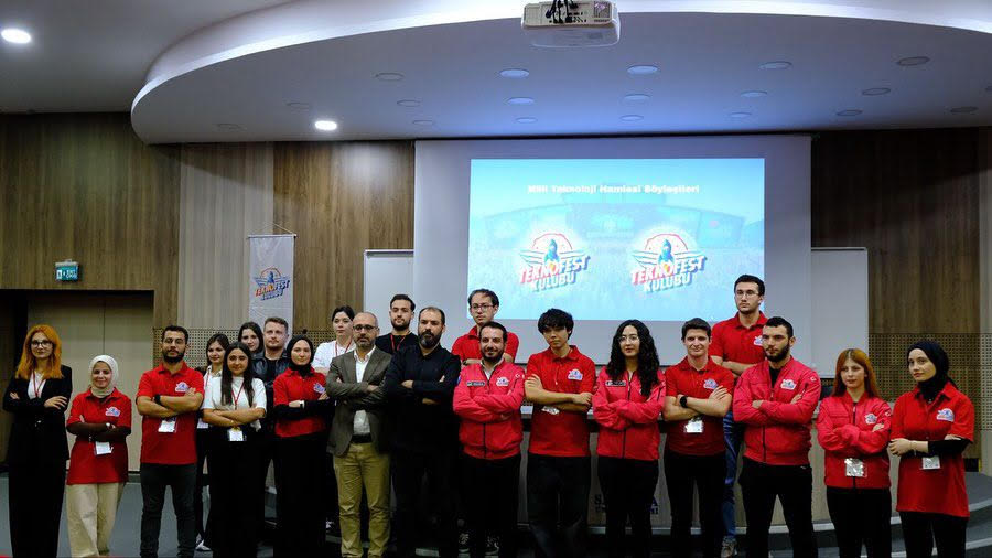 8 öğrenci topluluğuna ÜNİDES desteği