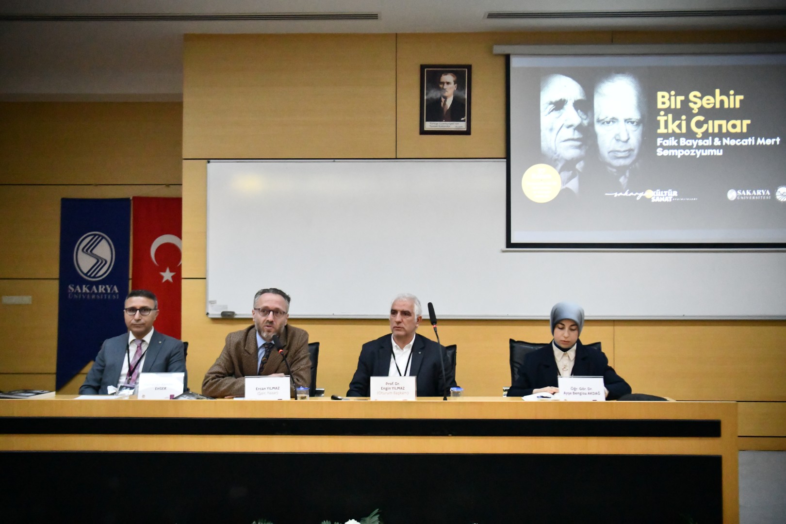 Bir Şehir İki Çınar Sempozyumu Gerçekleşti