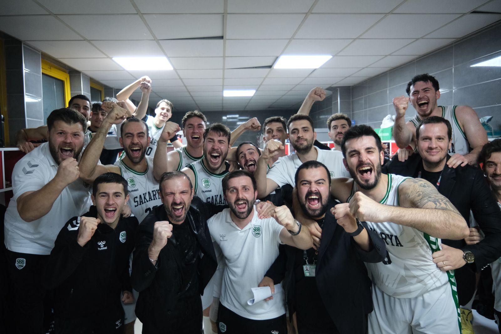 Büyükşehir Basketbol 7’de 7 yaptı