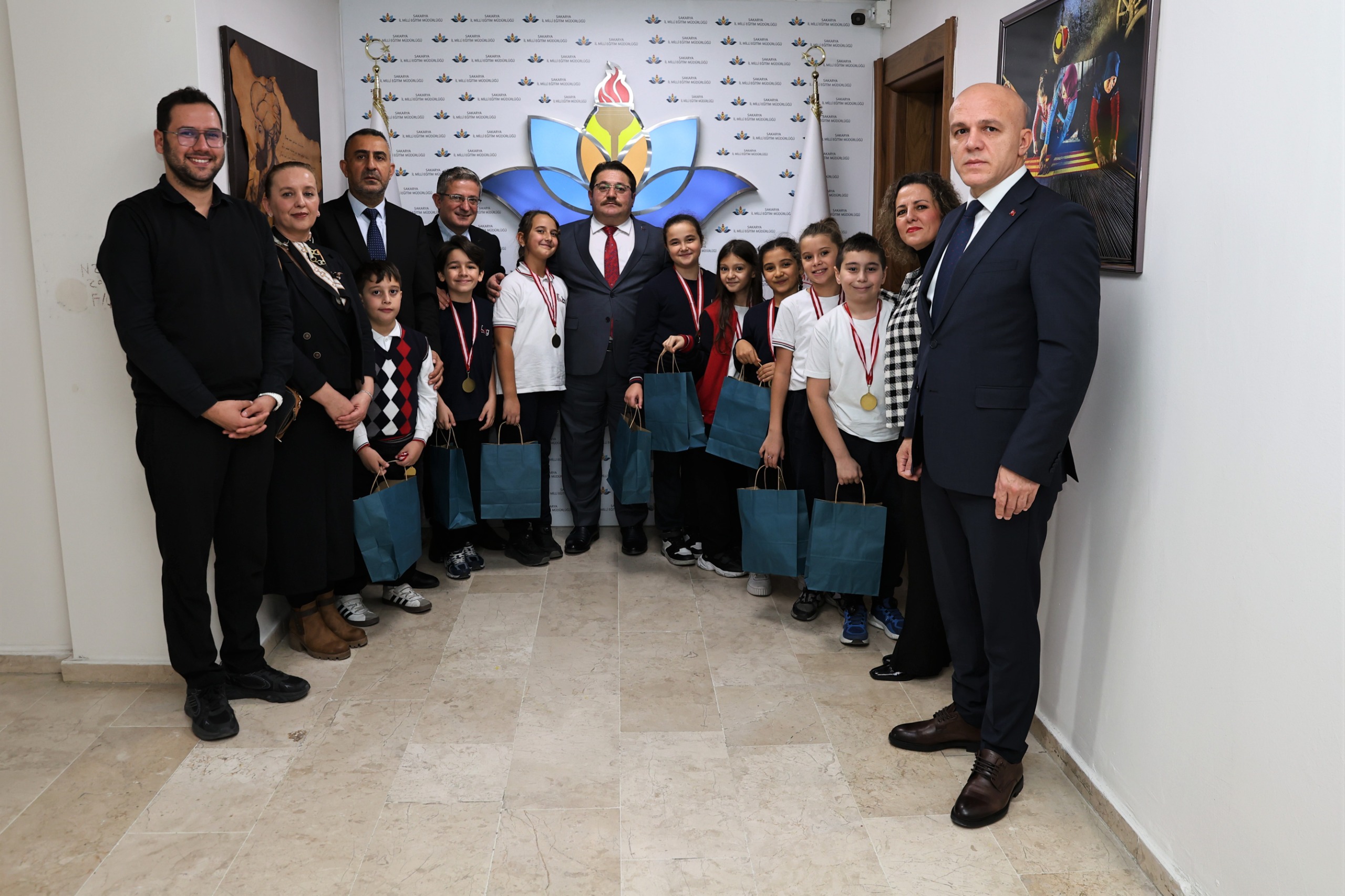 Marmara'nın en iyilerine özel tebrik