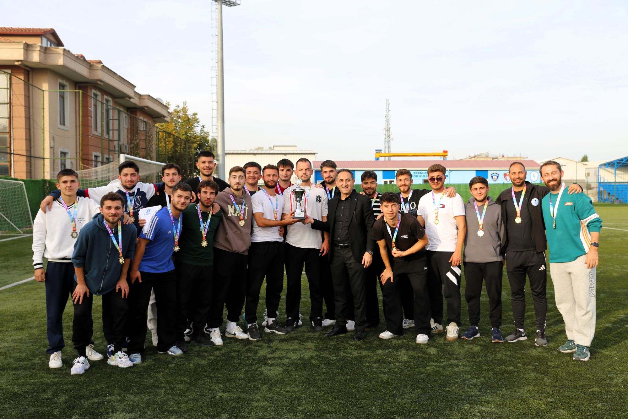 ÜNİLİG Futbol Bölge Şampiyonası tamamlandı