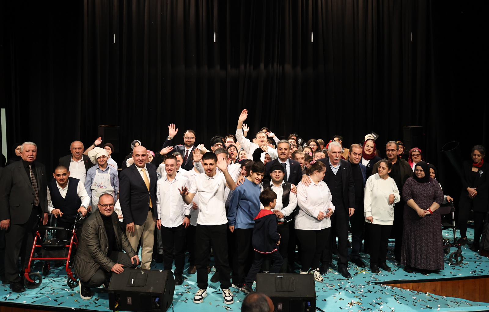 Bugün engelleri birlikte aşma günüdür