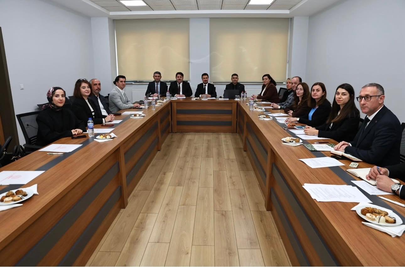 Öğretmen Adaylarını Güçlendirecek Yeni Adımlar