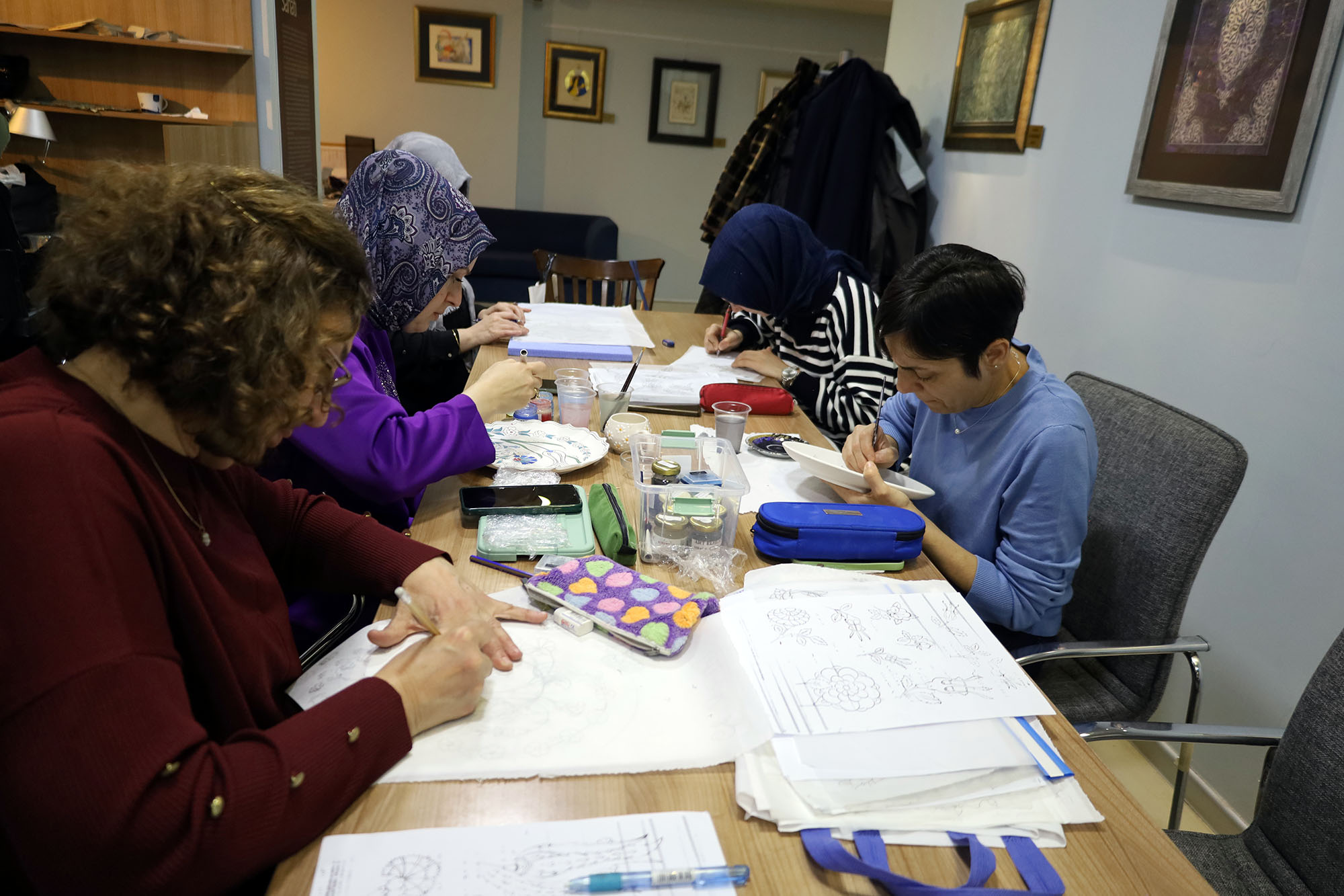 Kendi eserlerini ortaya çıkartıyorlar