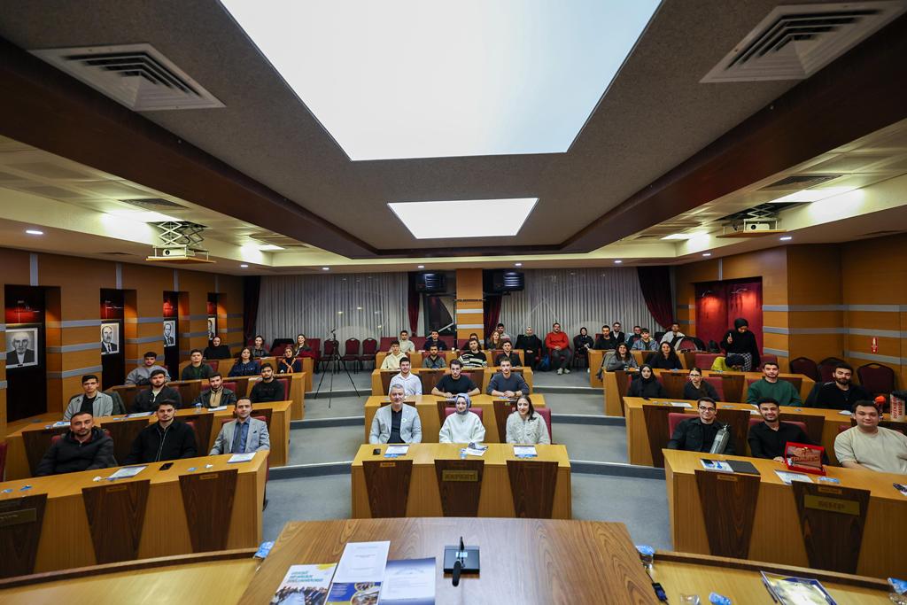 Gençliğin Meclisi Toplandı