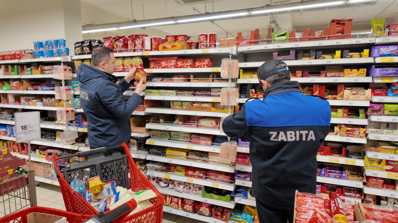 HENDEK ZABITASI MARKETLERİ DENETLEDİ