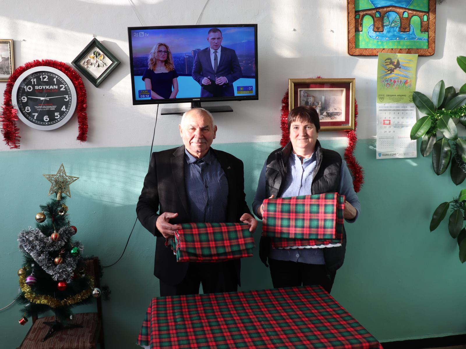 Ardalı’dan Ardino Emekliler Kulübüne Bağış