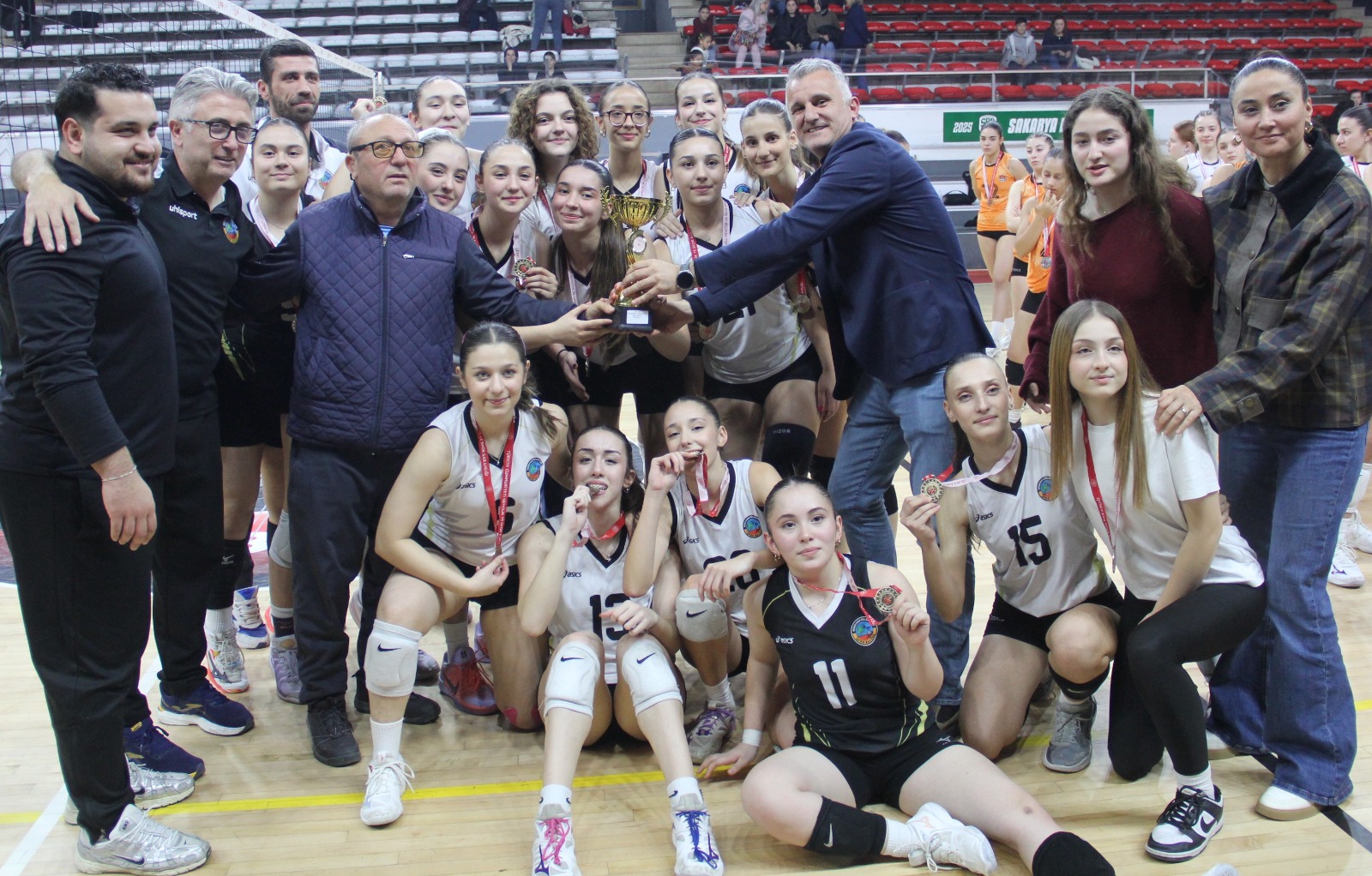 Serdivan’ın Sultanları Rakip Tanımadı