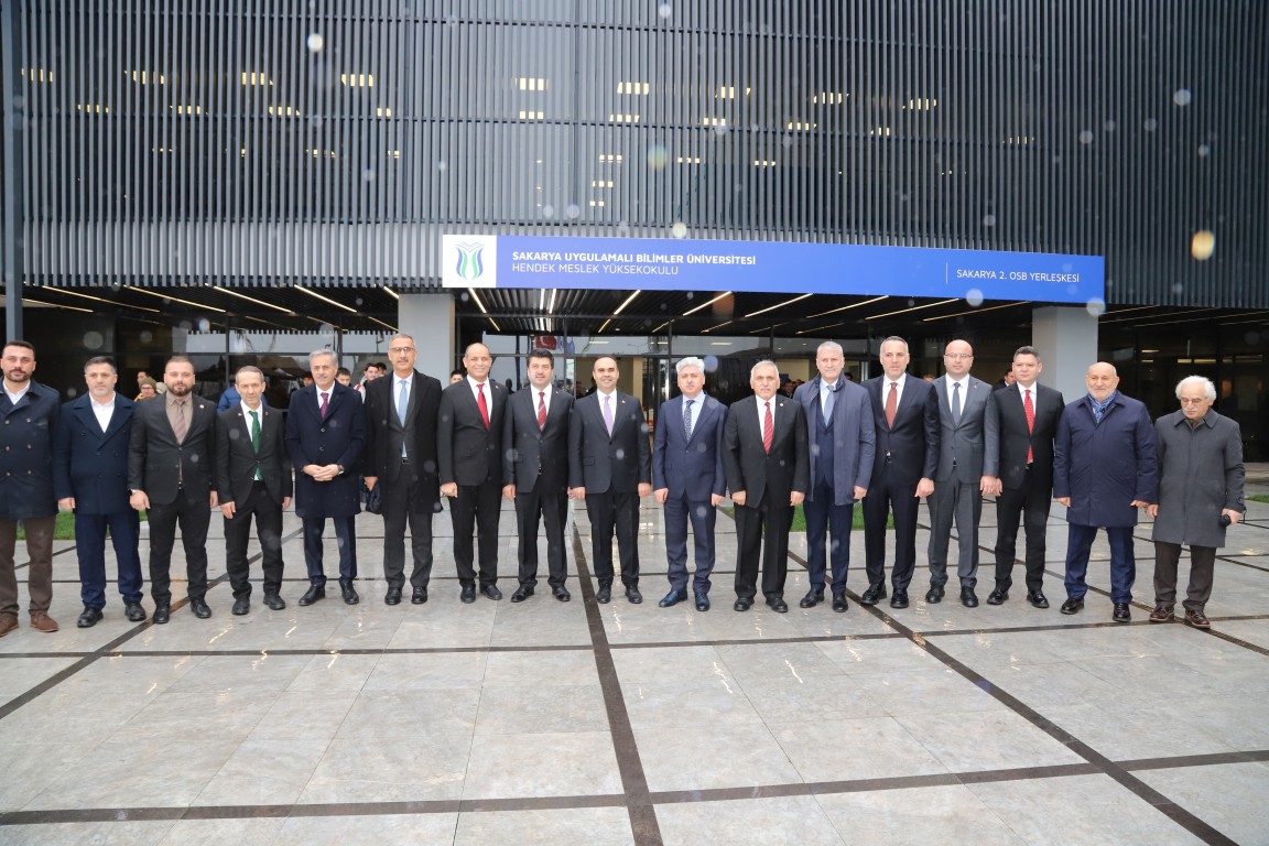 Bakan Kacır'dan Hendek temasları