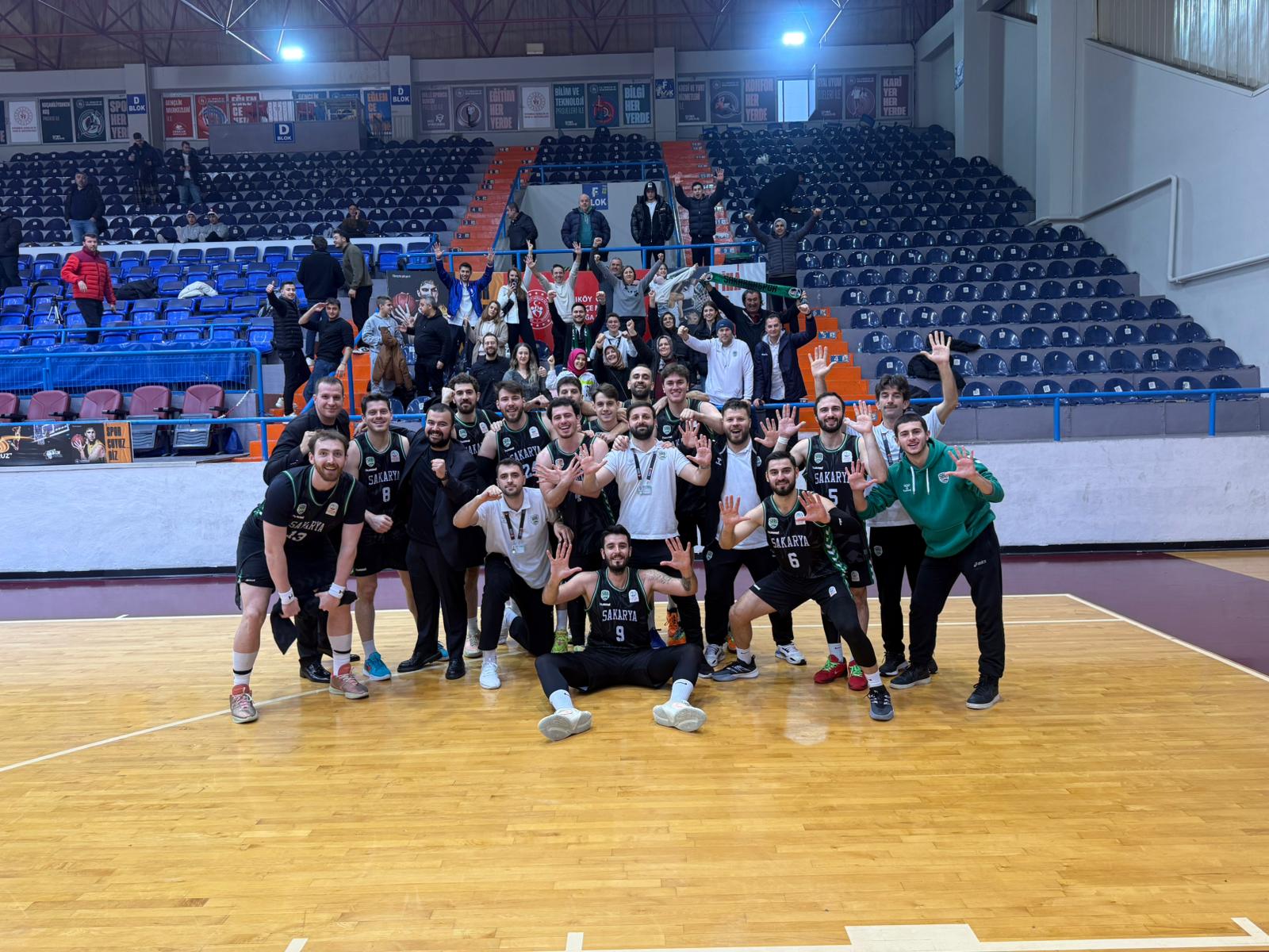 Namağlup Büyükşehir durmuyor