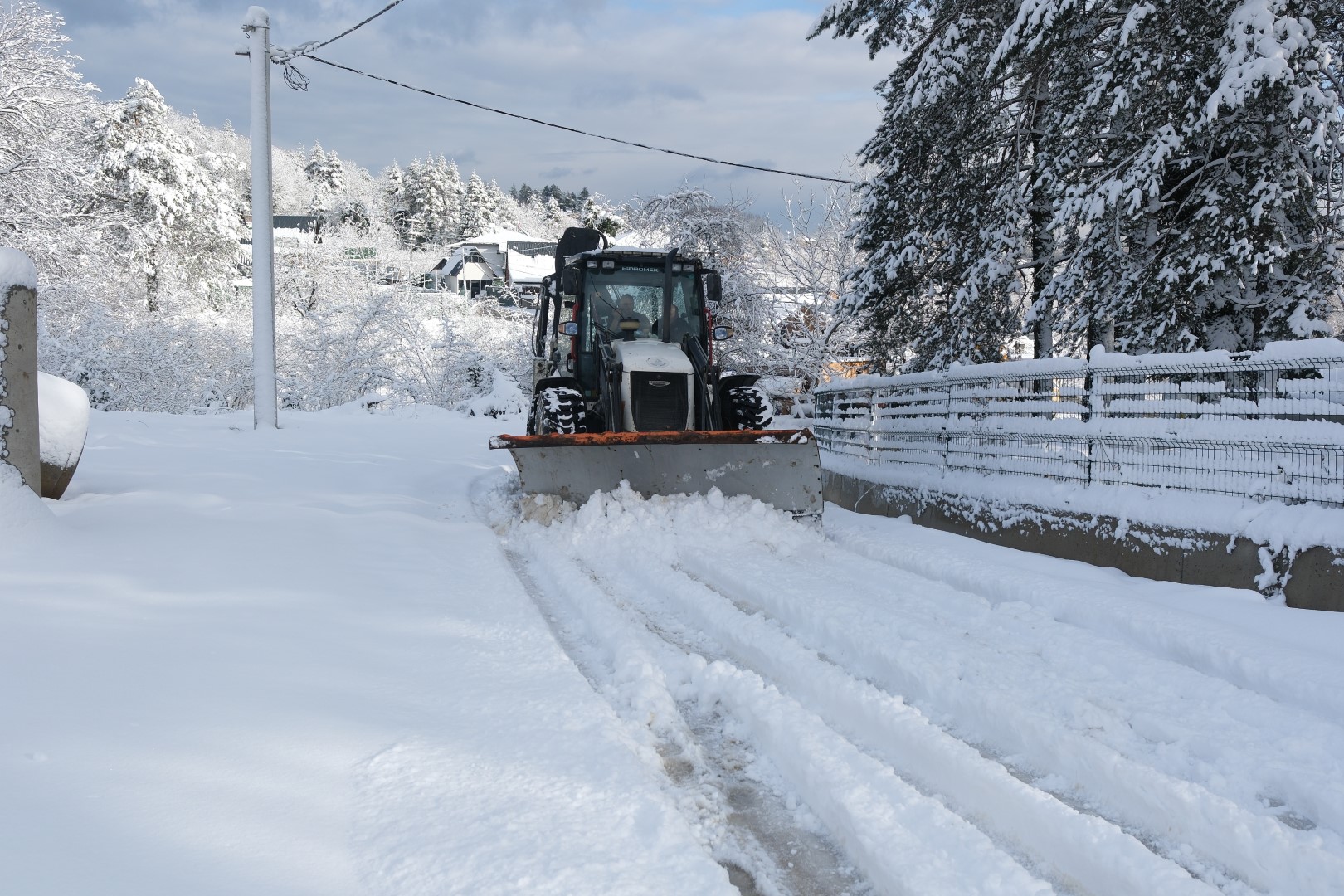Sapanca'da kar önlemleri