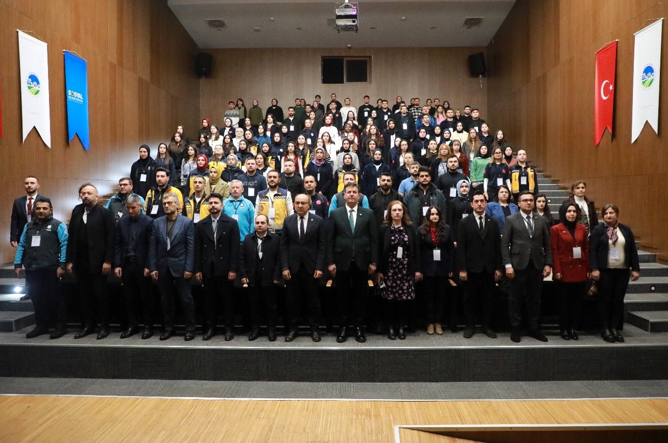 SUBÜ’de hastane öncesi acil sağlık sempozyumu