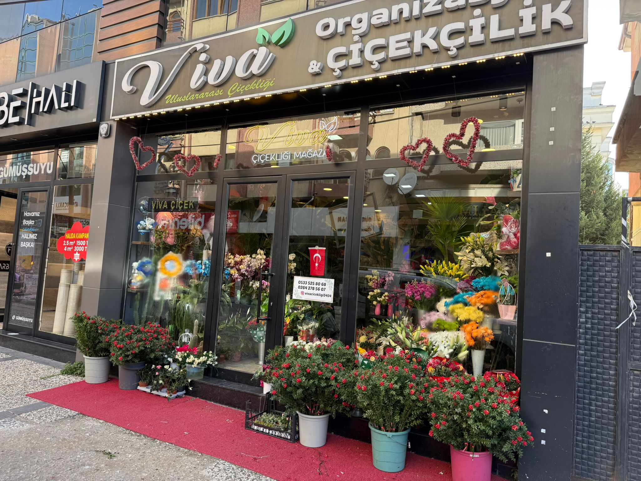 Çiçekçilerde ‘Kokina’ Bereketi