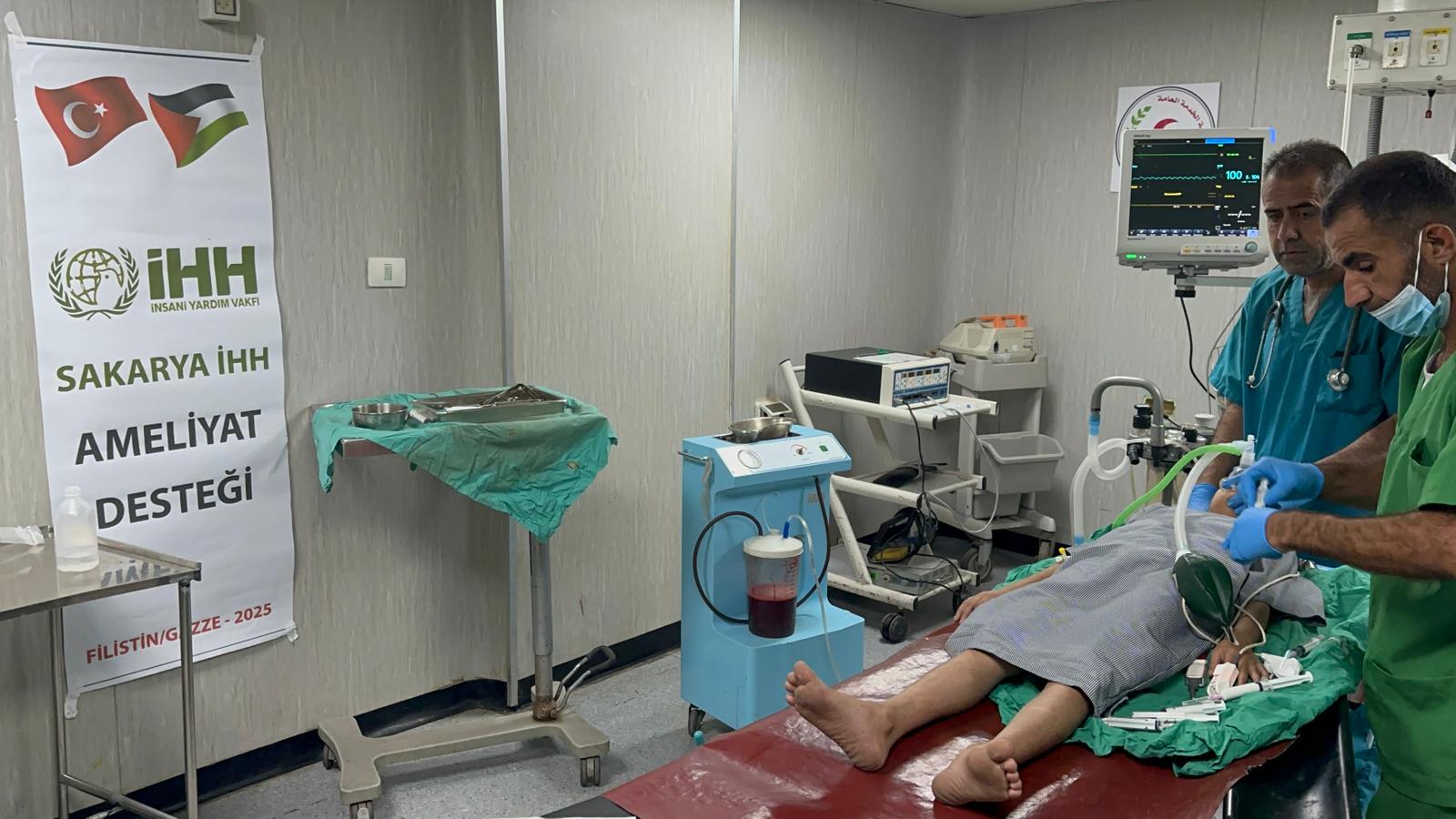 Sakarya İHH Gazze’de 15 Ameliyat Yaptırdı