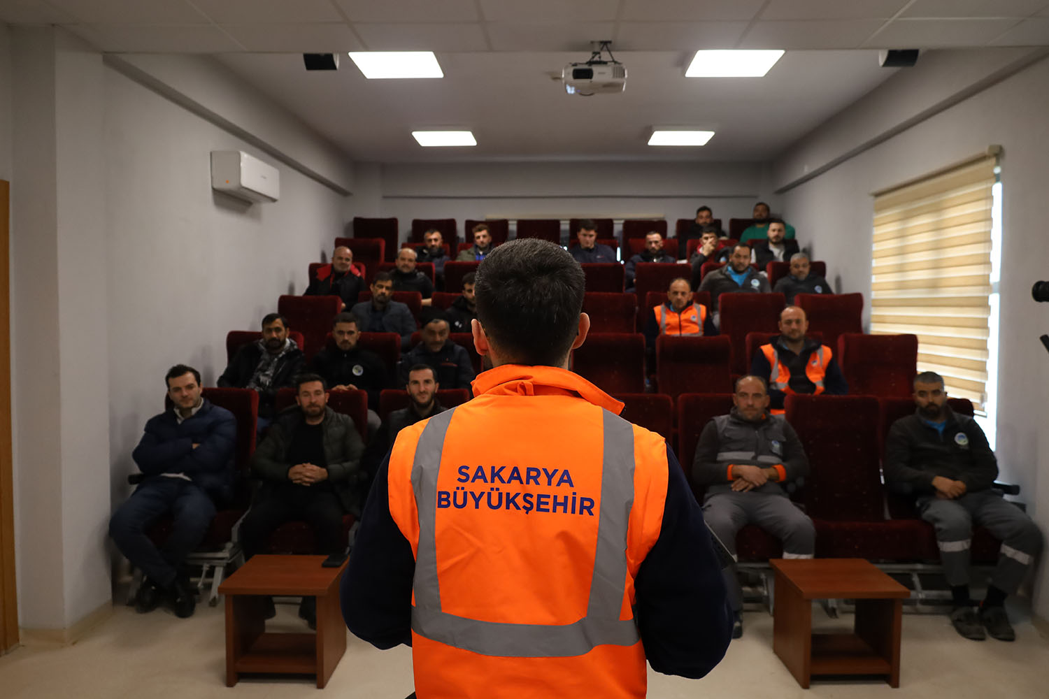 Sokak hayvanları için güvenli müdahale eğitimi