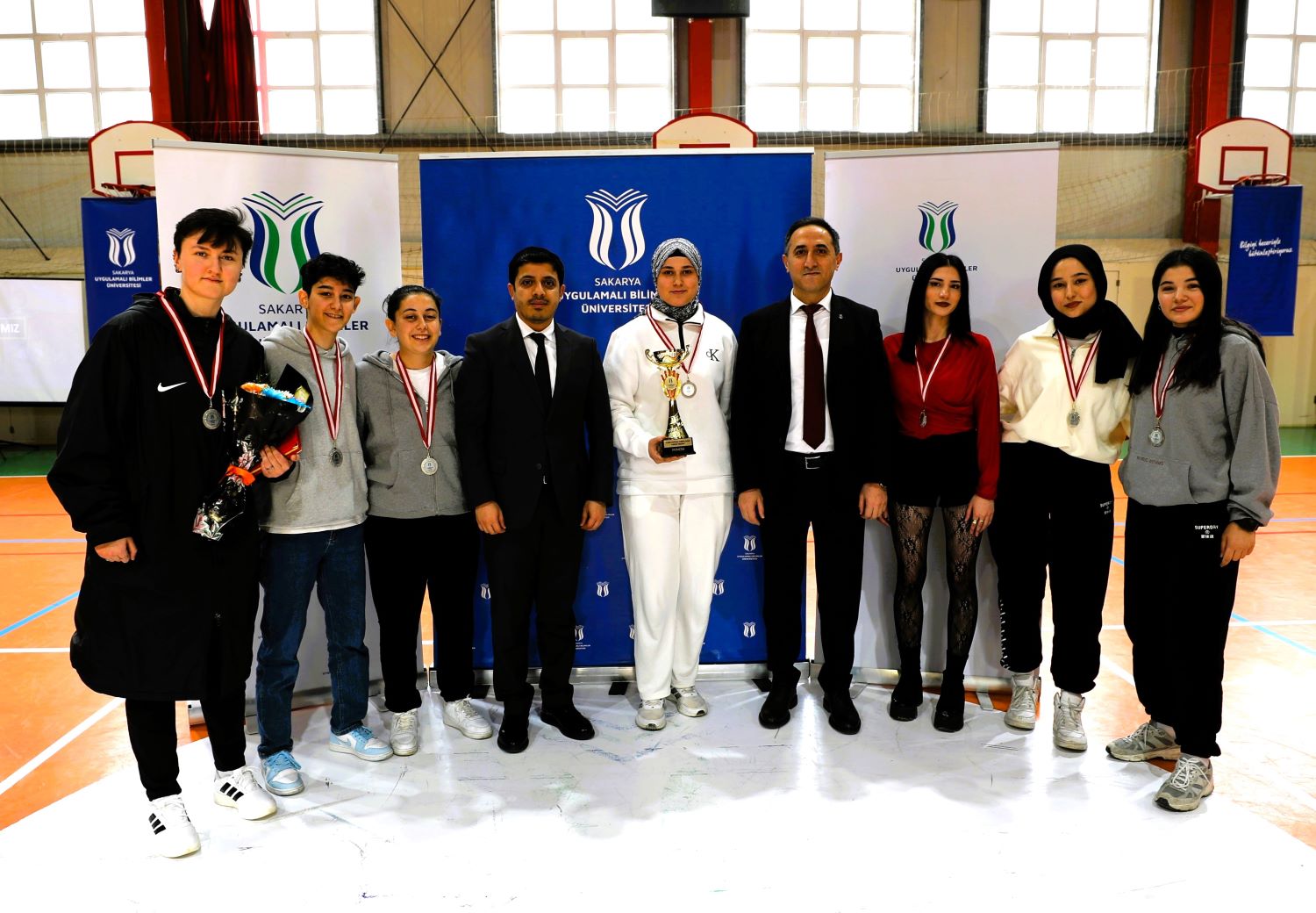 SUBÜ’de ayak tenisi ve futsal turnuvaları