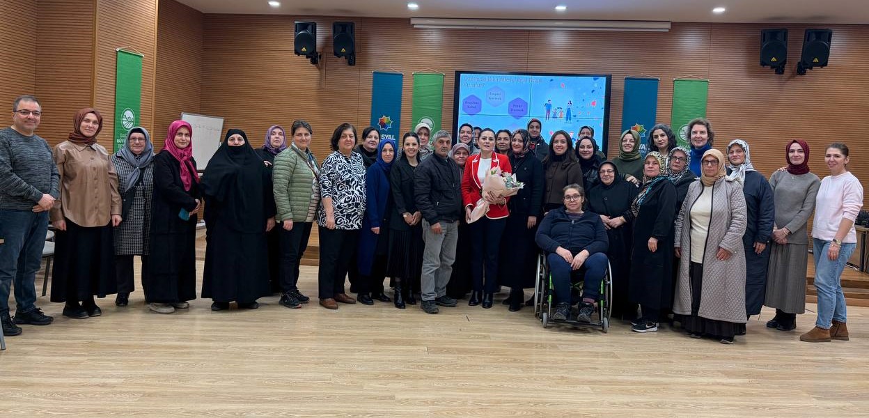 Sağlıklı iletişim aile içi bağları güçlendiriyor