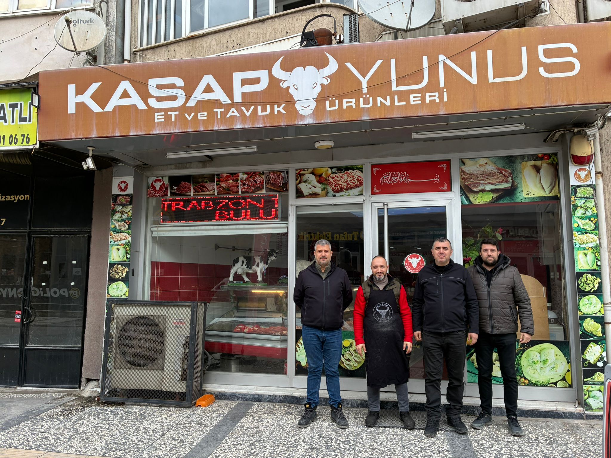 HAYIRLI GÜNLER KOMŞUM SÜRÜYOR