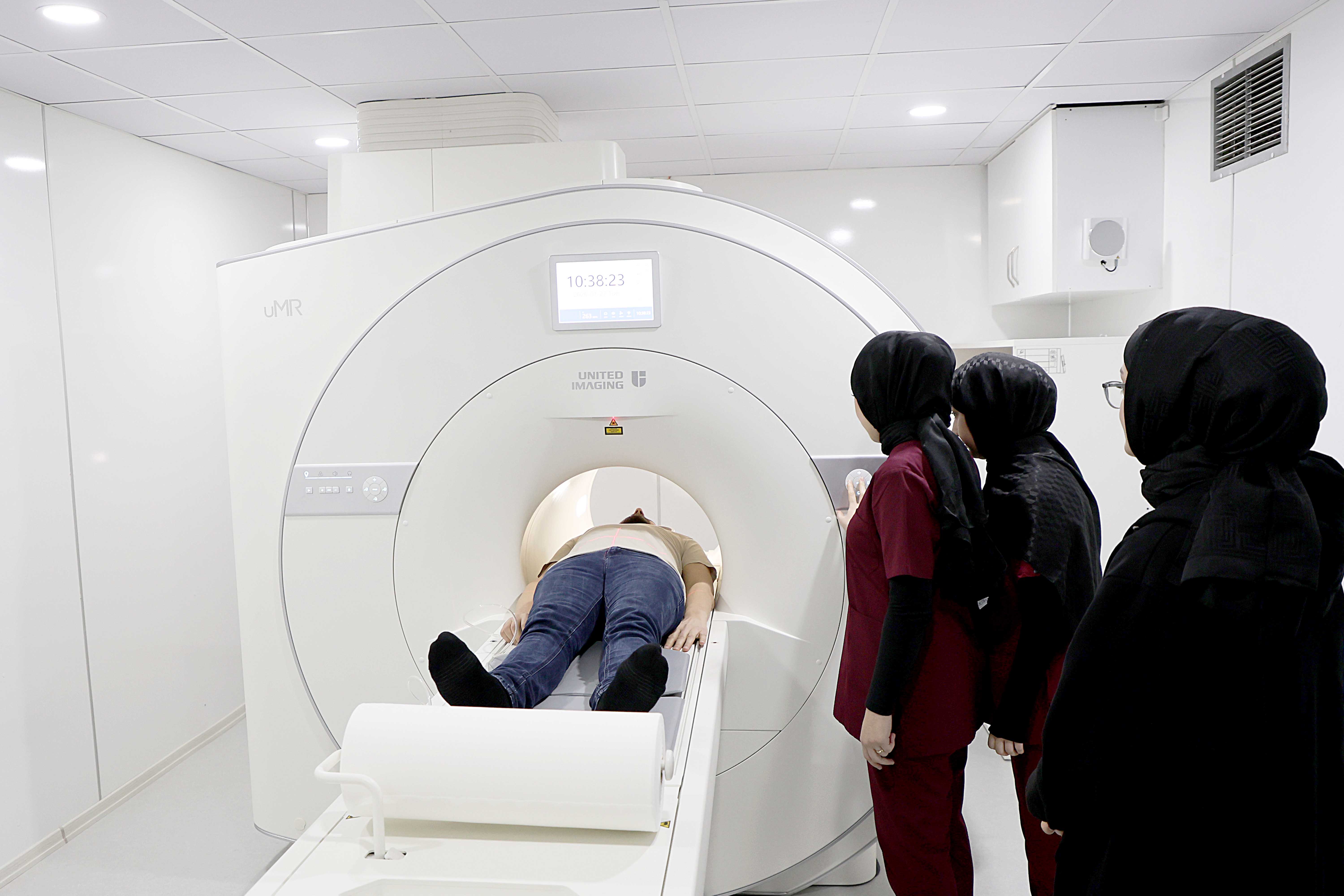 Akyazı Devlet'e yapay zekâ destekli MR