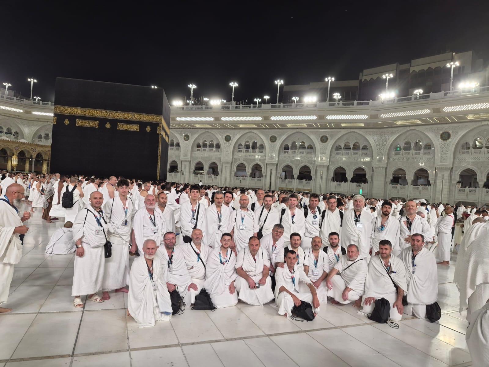 Eğitim-Bir-Sen’liler Umreden Döndü