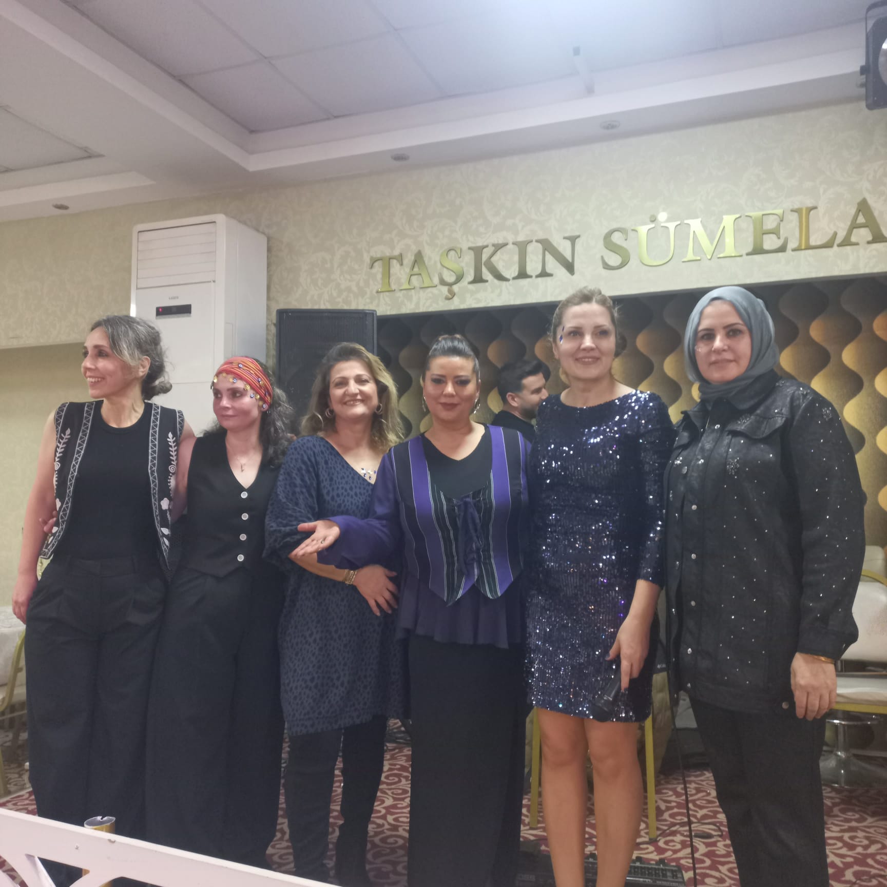 Trabzonlu Kadınlardan Matine coşkusu