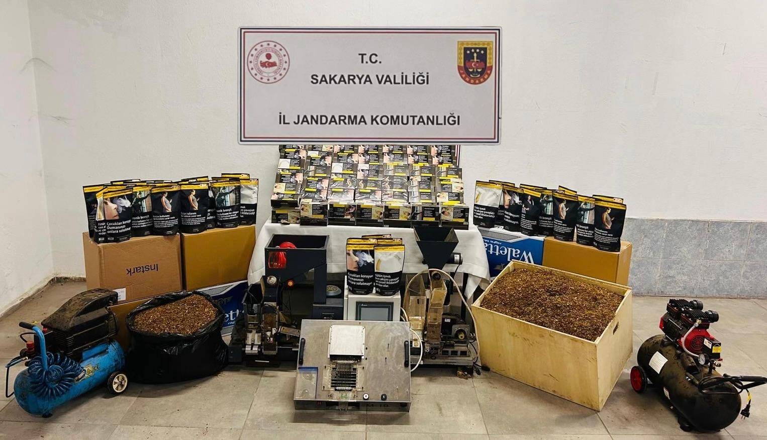 3 ilçede kaçakçılık operasyonu