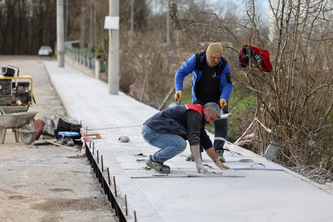 ÇALIŞMALAR MAHALLE MAHALLE SÜRÜYOR