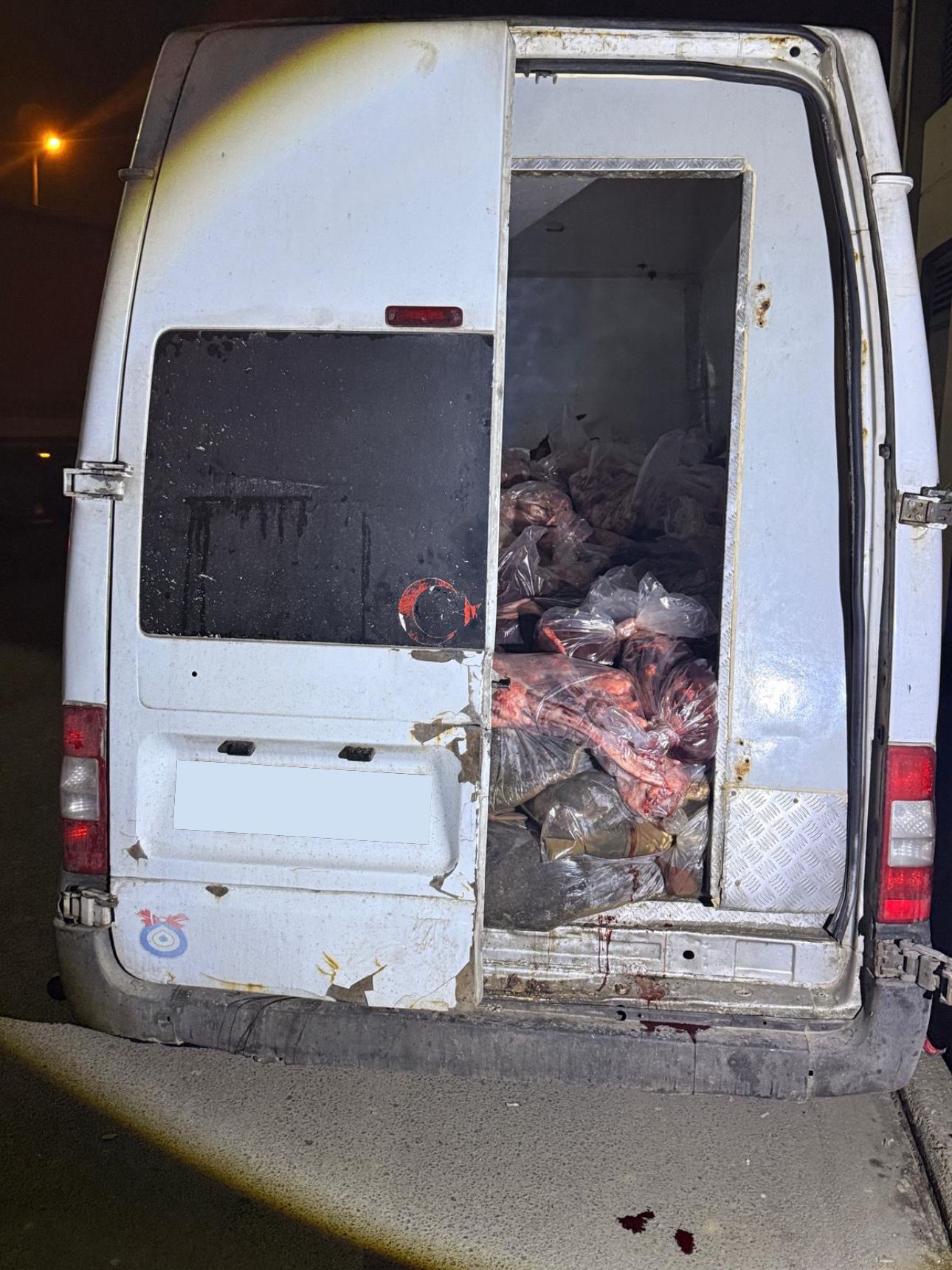 Sakarya’da 3 tonun üzerinde kaçak et yakalandı