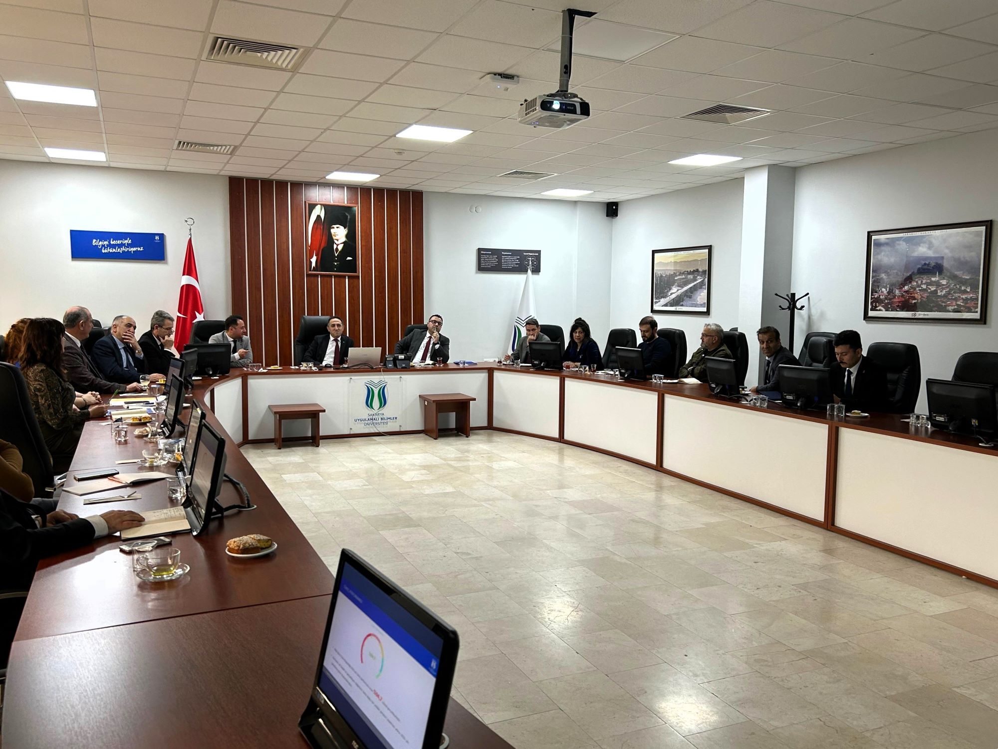 SUBÜ’de 2025 yılı performans sunumları yapıldı