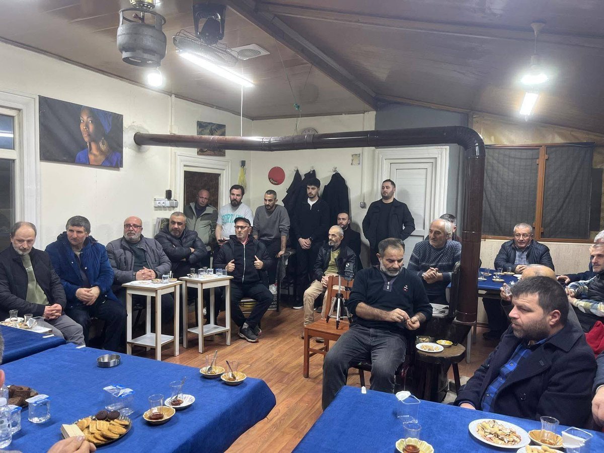 CHP Geyve Nuruosmaniye’de sorun dinledi