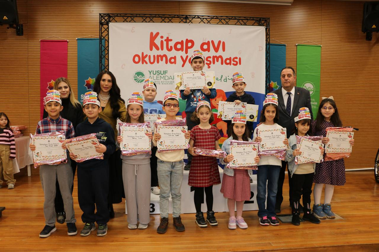 ‘Kitap Avı’ yarışması ödülleri dağıtıldı