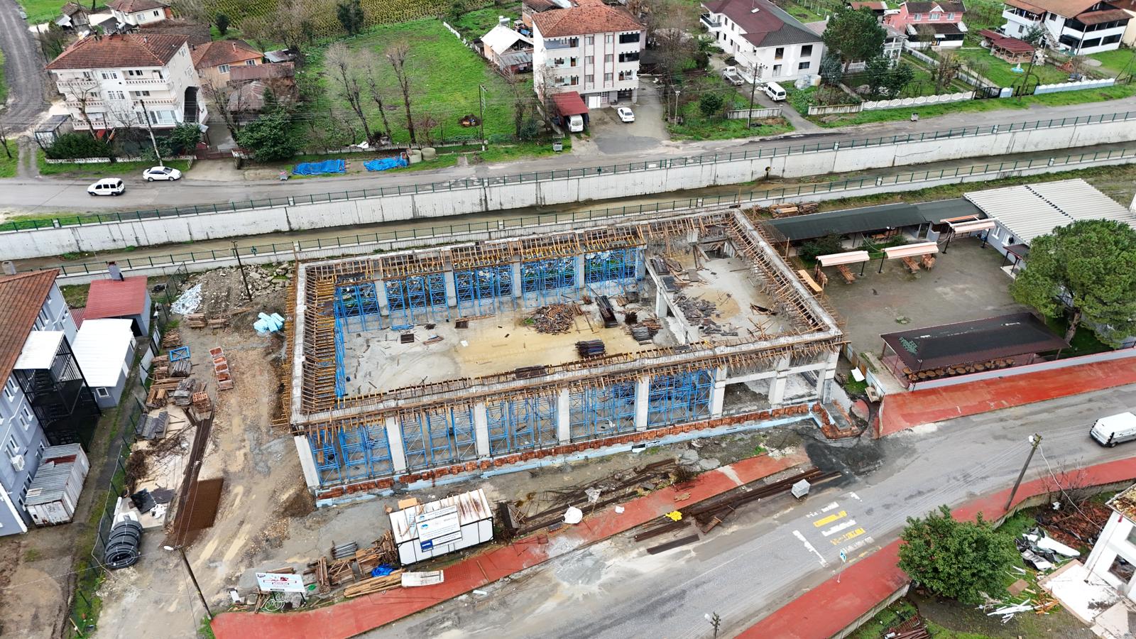 Üç ilçede kapalı spor salonları yapılıyor